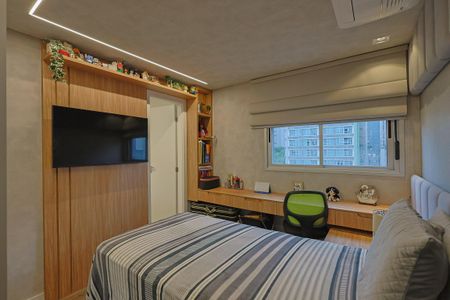 Apartamento à venda com 375m², 5 quartos e 4 vagasSuíte 2