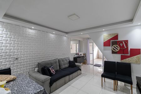 Sala e Cozinha  de casa para alugar com 3 quartos, 160m² em Jardim Matarazzo, São Paulo