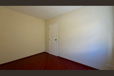 Casa para alugar com 98m², 2 quartos e 2 vagas