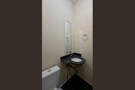 Casa para alugar com 98m², 2 quartos e 2 vagas