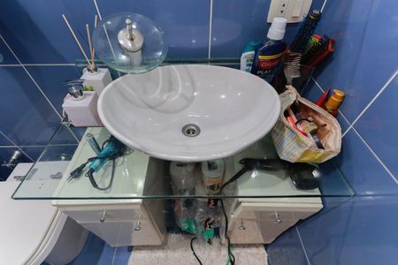 Apartamento à venda com 74m², 2 quartos e 1 vagaBanheiro