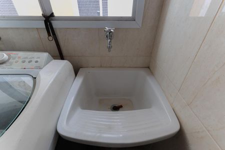 Apartamento à venda com 74m², 2 quartos e 1 vagaÁrea de serviço