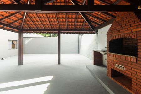 Apartamento à venda com 74m², 2 quartos e sem vaga Apartamento à venda com 74m², 2 quartos e sem vagaÁrea Comum - Churrasqueira