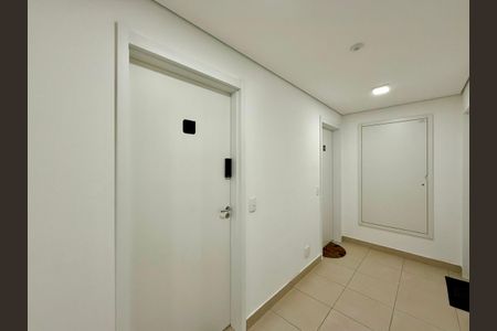 Apartamento para alugar com 29m², 1 quarto e sem vaga Apartamento para alugar com 29m², 1 quarto e sem vagaHall Apartamento