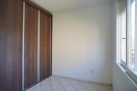 Quarto 1 de apartamento para alugar com 1 quarto, 40m² em Jardim do Salso, Porto Alegre