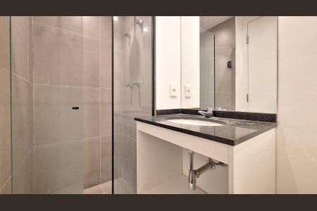 Studio para alugar com 33m², 1 quarto e 1 vaga Studio para alugar com 33m², 1 quarto e 1 vagaBanheiro