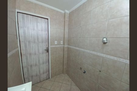 Banheiro de apartamento para alugar com 1 quarto, 53m² em Centro, São Vicente