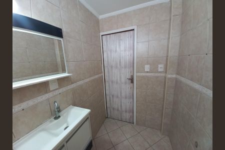 Banheiro de apartamento para alugar com 1 quarto, 53m² em Centro, São Vicente