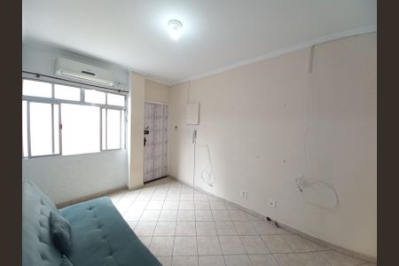 Sala de apartamento para alugar com 1 quarto, 53m² em Centro, São Vicente