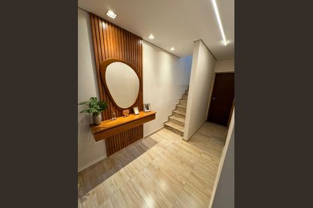 Sala de casa de condomínio para alugar com 2 quartos, 96m² em Jardim Izildinha, Guarulhos