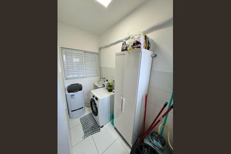 Casa de condomínio para alugar com 96m², 2 quartos e 2 vagas Casa de condomínio para alugar com 96m², 2 quartos e 2 vagasÁrea de serviço