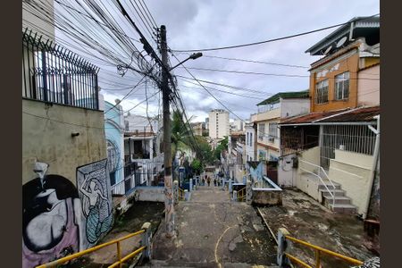 Apartamento à venda com 90m², 3 quartos e sem vagaEscadaria 