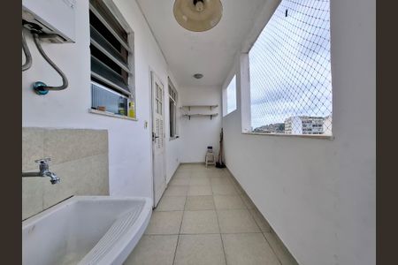 Apartamento à venda com 90m², 3 quartos e sem vagaÁrea de serviço 