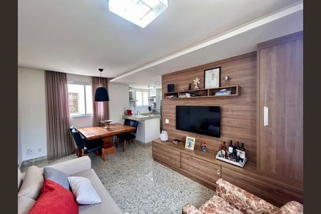 Apartamento para alugar com 2 quartos, 57m² em Cruzeiro, Belo Horizonte