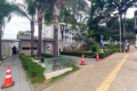 Apartamento para alugar com 62m², 3 quartos e 1 vaga Apartamento para alugar com 62m², 3 quartos e 1 vagaFachada