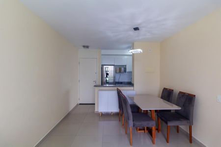 Sala de apartamento para alugar com 3 quartos, 62m² em Jardim Guairaca, São Paulo