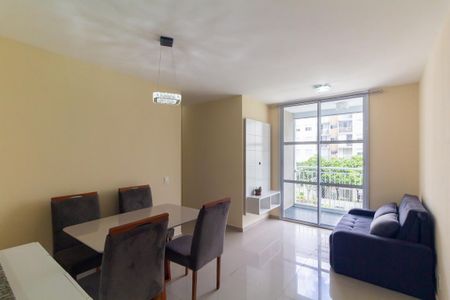 Sala de apartamento para alugar com 3 quartos, 62m² em Jardim Guairaca, São Paulo