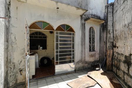 Casa para alugar com 40m², 4 quartos e sem vagaQuintal