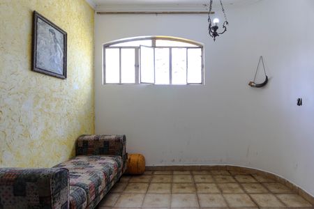 Sala de casa para alugar com 4 quartos, 40m² em Centro, Mogi das Cruzes