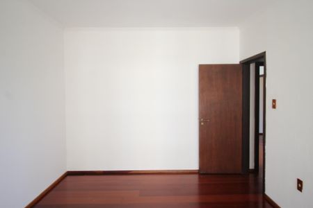 Apartamento para alugar com 148m², 4 quartos e 1 vagaQuarto 1
