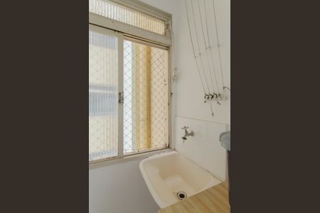 Studio à venda com 61m², 2 quartos e 1 vaga Studio à venda com 61m², 2 quartos e 1 vagaÁrea de Serviço