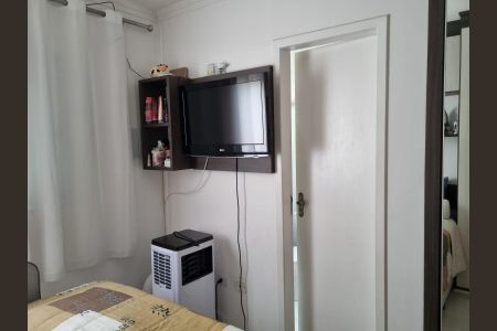 Casa de condomínio à venda com 57m², 2 quartos e 1 vagaQuarto