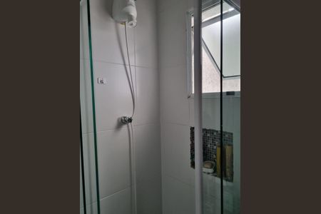 Casa de condomínio à venda com 57m², 2 quartos e 1 vagaBanheiro