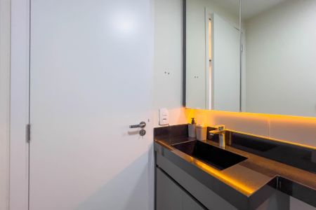 Apartamento para alugar com 35m², 2 quartos e sem vaga Apartamento para alugar com 35m², 2 quartos e sem vagaBanheiro