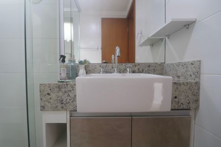 Casa para alugar com 110m², 3 quartos e 2 vagas Casa para alugar com 110m², 3 quartos e 2 vagasBanheiro Suíte