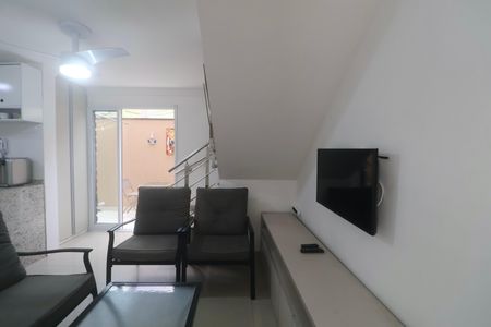 Sala de casa para alugar com 3 quartos, 110m² em Loteamento Joao Batista Juliao, Guarujá