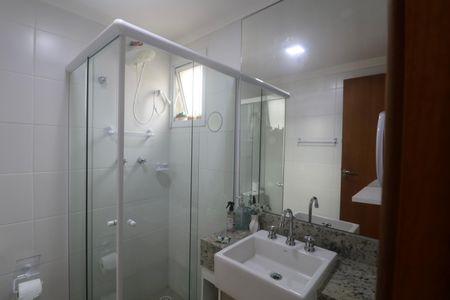 Casa para alugar com 110m², 3 quartos e 2 vagas Casa para alugar com 110m², 3 quartos e 2 vagasBanheiro Suíte
