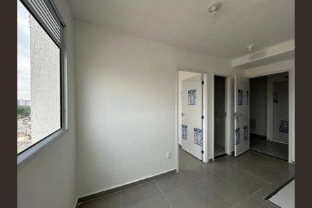 Sala de apartamento para alugar com 2 quartos, 32m² em Vila Pereira Cerca, São Paulo