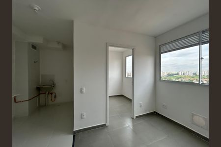 Sala de apartamento para alugar com 2 quartos, 32m² em Vila Pereira Cerca, São Paulo
