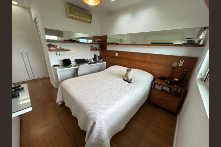 Apartamento à venda com 160m², 4 quartos e 3 vagas