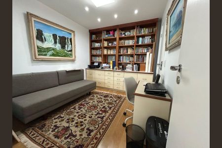 Apartamento à venda com 160m², 4 quartos e 3 vagas