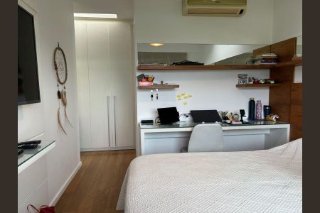 Apartamento à venda com 160m², 4 quartos e 3 vagas