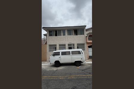 Casa para alugar com 75m², 2 quartos e sem vaga Casa para alugar com 75m², 2 quartos e sem vagaFachada