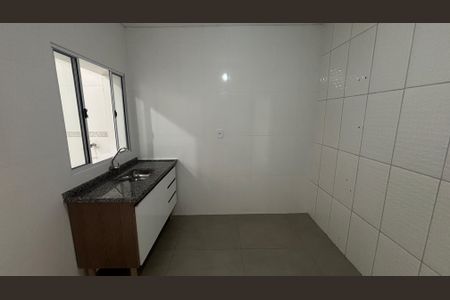 Casa para alugar com 75m², 2 quartos e sem vaga Casa para alugar com 75m², 2 quartos e sem vagaCozinha