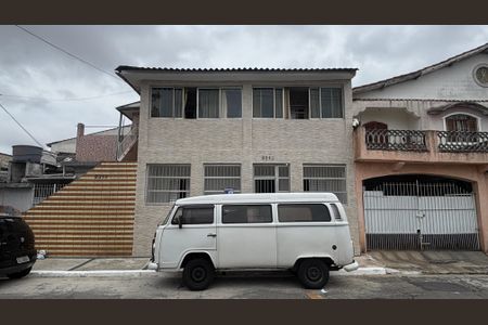 Casa para alugar com 75m², 2 quartos e sem vaga Casa para alugar com 75m², 2 quartos e sem vagaFachada
