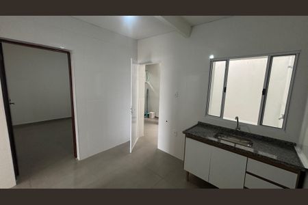 Casa para alugar com 75m², 2 quartos e sem vaga Casa para alugar com 75m², 2 quartos e sem vagaCozinha