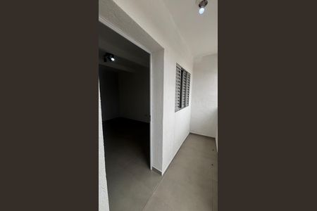 Casa para alugar com 75m², 2 quartos e sem vaga Casa para alugar com 75m², 2 quartos e sem vagaVaranda