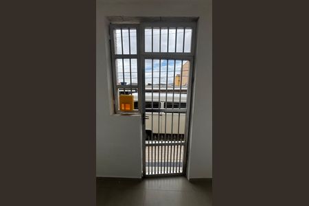 Casa para alugar com 75m², 2 quartos e sem vaga Casa para alugar com 75m², 2 quartos e sem vagaVaranda