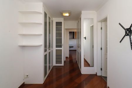 Apartamento para alugar com 73m², 2 quartos e 2 vagasSuíte 1
