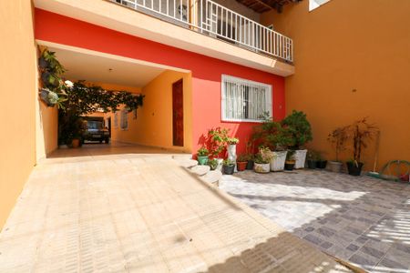 Casa para alugar com 279m², 3 quartos e 5 vagas Casa para alugar com 279m², 3 quartos e 5 vagasGaragem