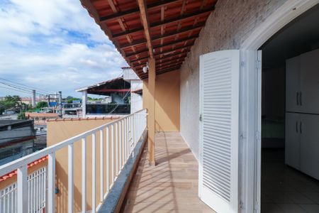 Casa para alugar com 279m², 3 quartos e 5 vagas Casa para alugar com 279m², 3 quartos e 5 vagasVaranda da Suíte 1