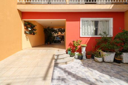 Casa para alugar com 279m², 3 quartos e 5 vagas Casa para alugar com 279m², 3 quartos e 5 vagasGaragem