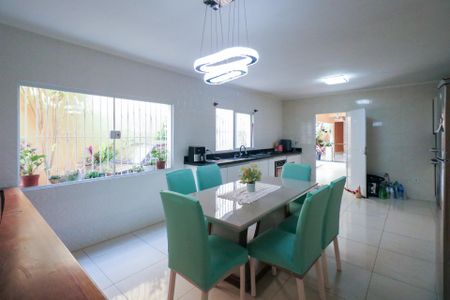 Casa para alugar com 279m², 3 quartos e 5 vagas Casa para alugar com 279m², 3 quartos e 5 vagasCozinha