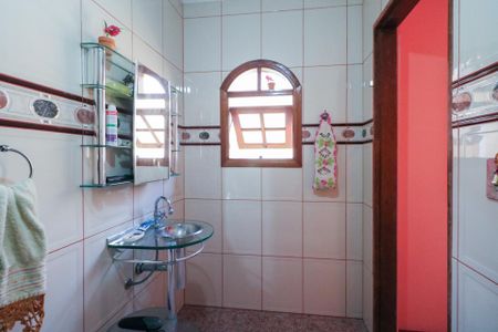 Casa para alugar com 279m², 3 quartos e 5 vagas Casa para alugar com 279m², 3 quartos e 5 vagasBanheiro da Suíte 2