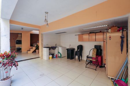 Casa para alugar com 279m², 3 quartos e 5 vagas Casa para alugar com 279m², 3 quartos e 5 vagasArea de Serviço