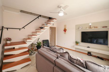 Sala de casa à venda com 3 quartos, 279m² em Vila Nogueira, Diadema
